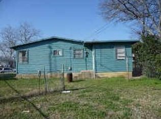 2771 Ash Crescent St, Fort Worth, TX 76104