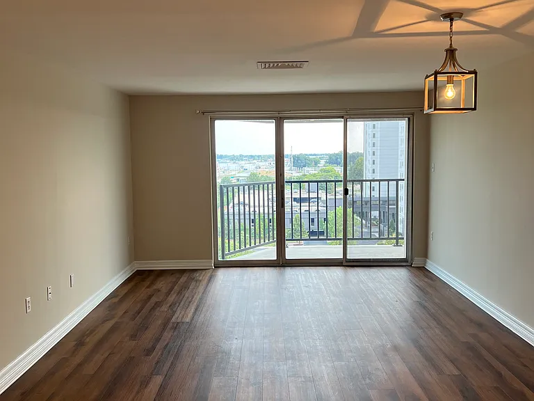 655 Riverside Dr #806A — Photo 24