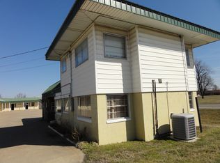 224 S Ash St, Nowata, OK 74048