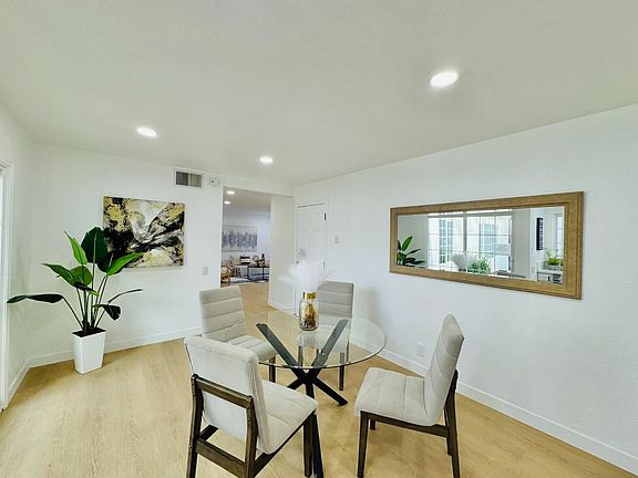 3rd image of 1213 Lightland Rd