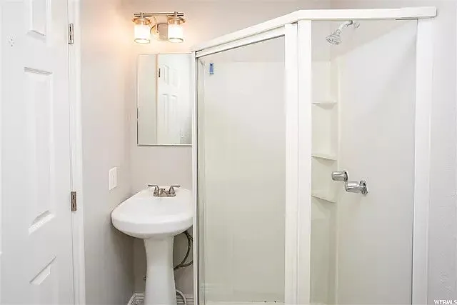 396 N Center St #1 — Photo 6