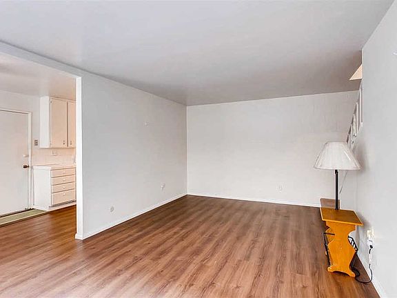 4th image of 1430 Euclid Ave