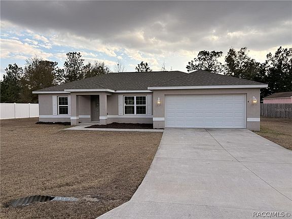 2nd image of 4 Bahia Court Ln