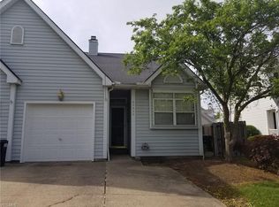 23430 Wainwright Ter, Olmsted Falls, OH 44138
