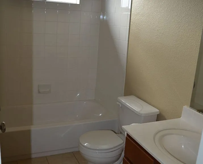 5318 Birmingham Cir — Photo 13