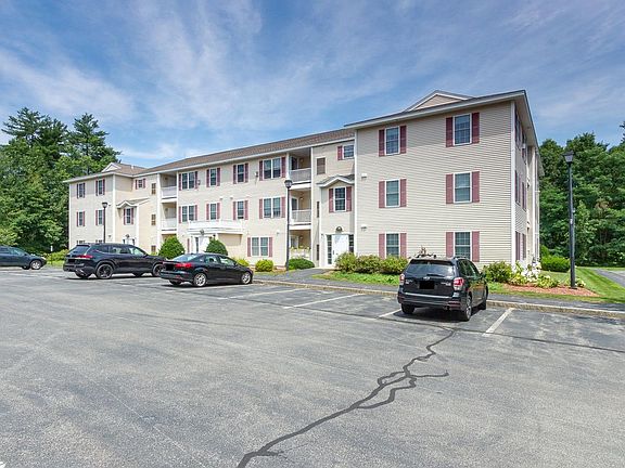 5th image of 18 Crestview Circle #212