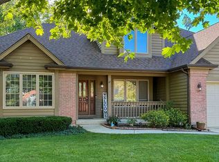 1372 Cranbrook Cir, Aurora, IL 60502