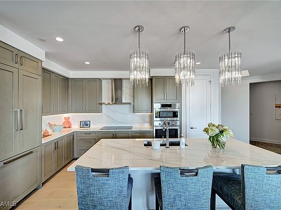 2nd image of 1115 Central Ave #551