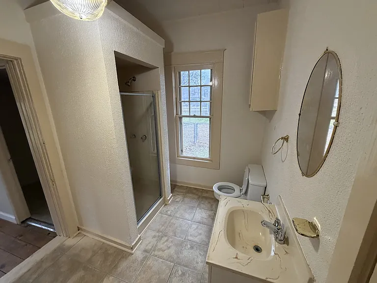 203 E Brin St — Photo 12