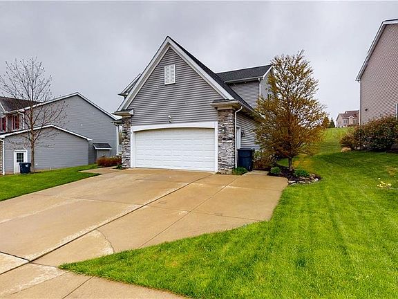 3rd image of 6065 Pine Valley Ln