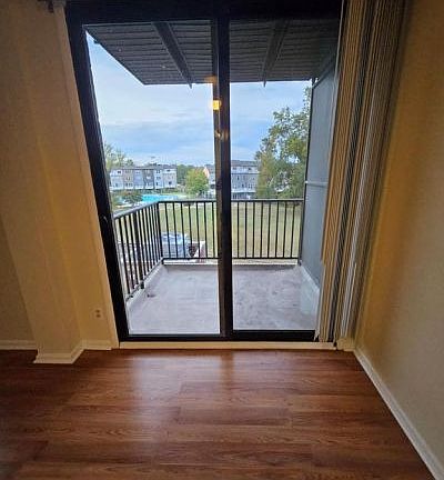 2nd image of 3450 Toledo Ter APT 522