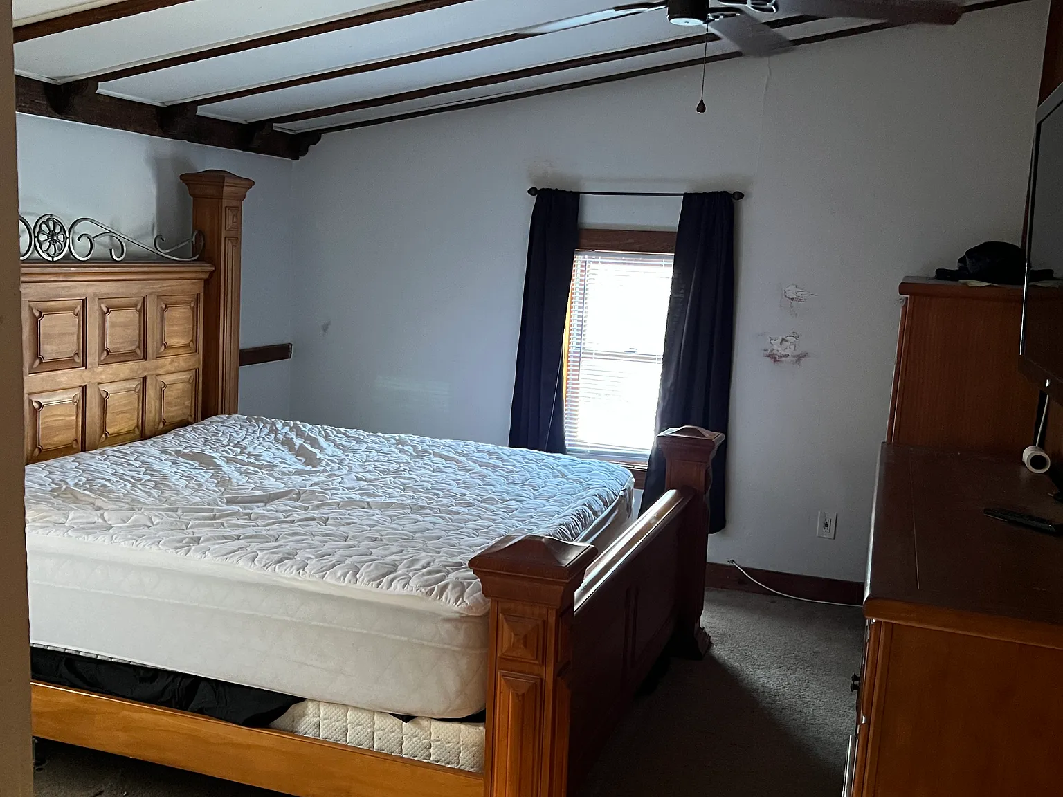 2 bed, $2,400 — Photo 2