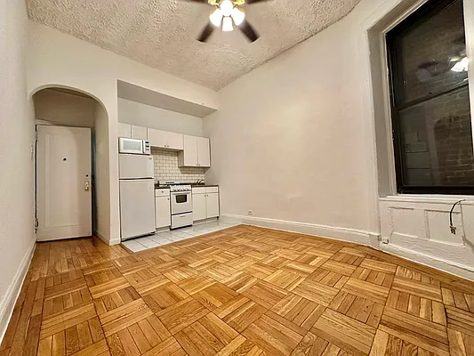 Rented by Oxford Property Group | media 9