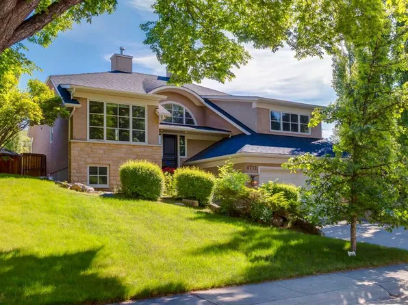 4712 W Chapel Rd NW, Calgary, AB T2L 1A6