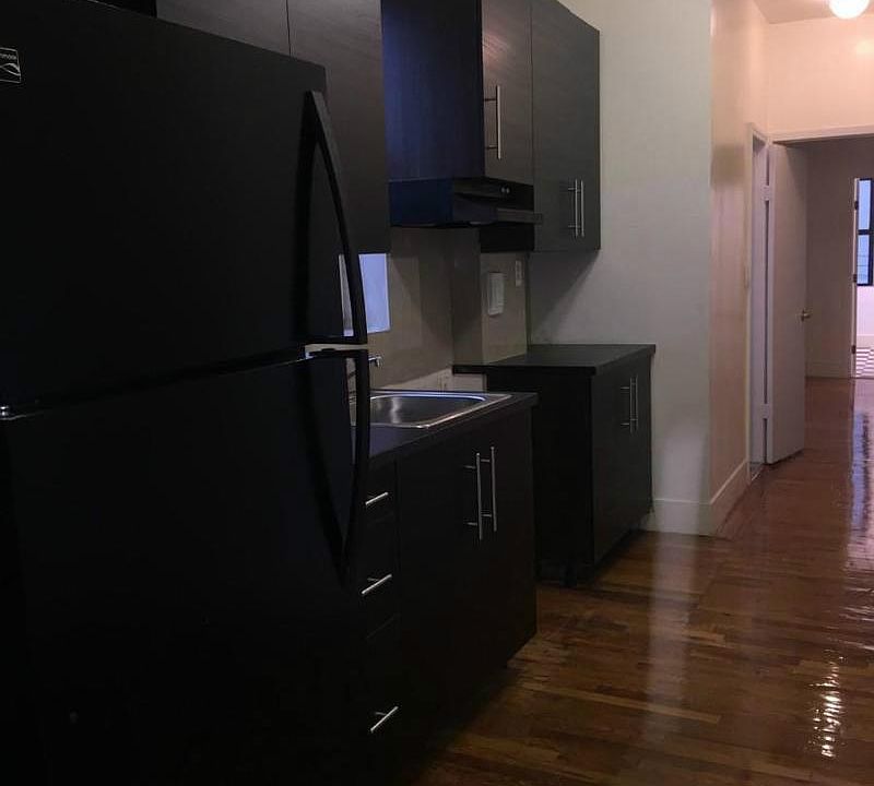 2nd image of 105 E 122nd St APT 2M