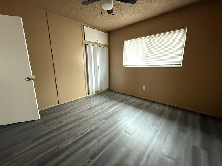 15319 S White Ave — Photo 12
