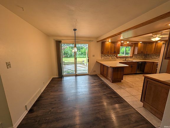 5th image of 23039 Gardena Pl