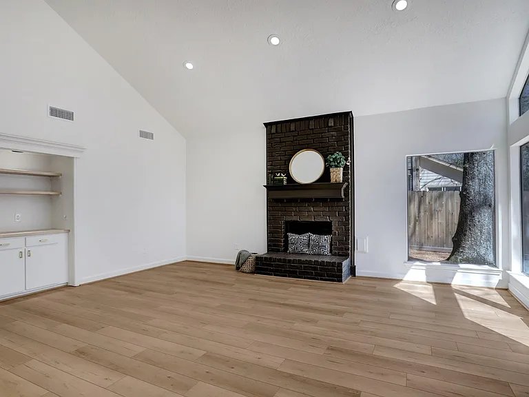 138 S Timber Top Dr — Photo 9