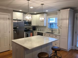 902 Anderson St, Charlotte, NC 28205