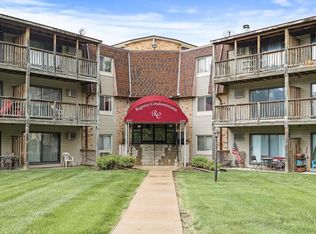 2009 E 122nd St APT C9, Burnsville, MN 55337