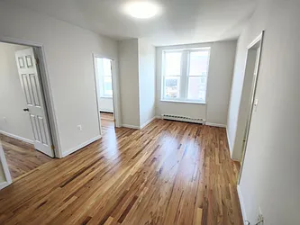 95-20 Jamaica Avenue, #3