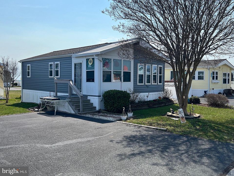 1st image of 8581 N Longboat Way