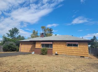 1061 26th St, Springfield, OR 97477