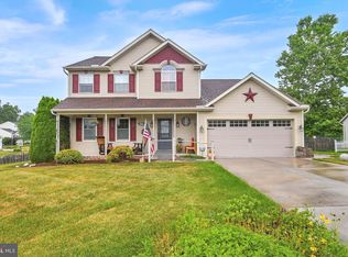 153 Timber Ln, Hanover, PA 17331