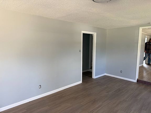 5th image of 140 Radio Station Rd