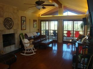 107 Crest Dr, Belton, TX 76513