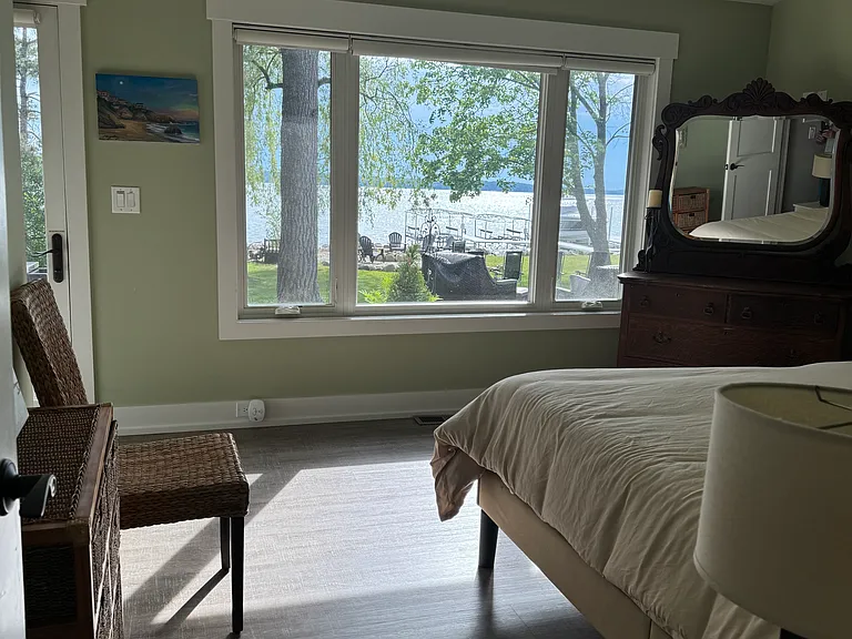 3756 Springwater Beach Rd — Photo 16