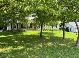 11808 Autumn Leaves Ln, Knoxville, TN 37934