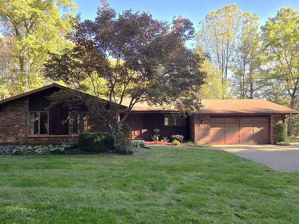 1st image of 569 W Shawnee Rd