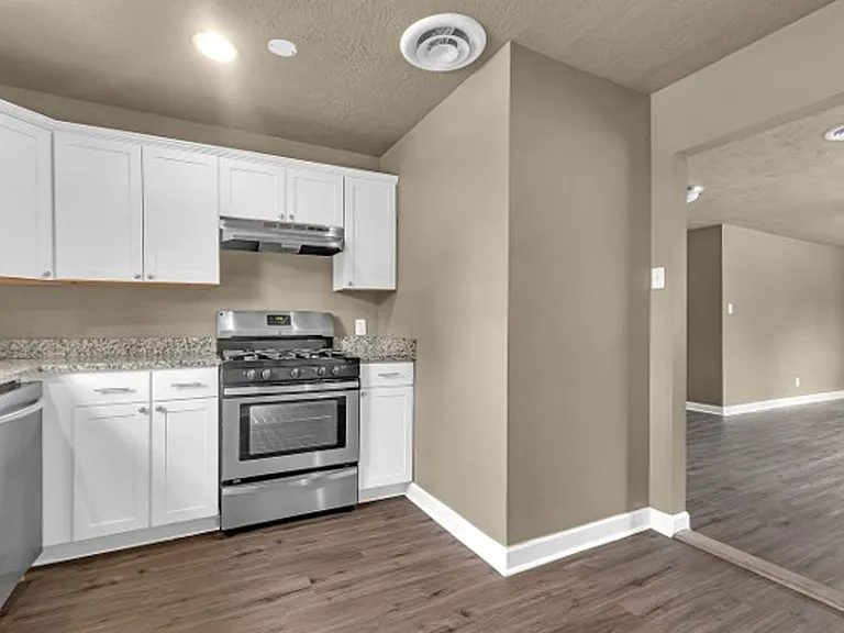 1220 California St — Photo 6