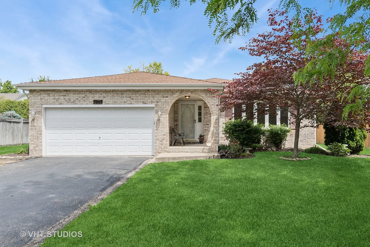 5203 Brighton Ln photo 1