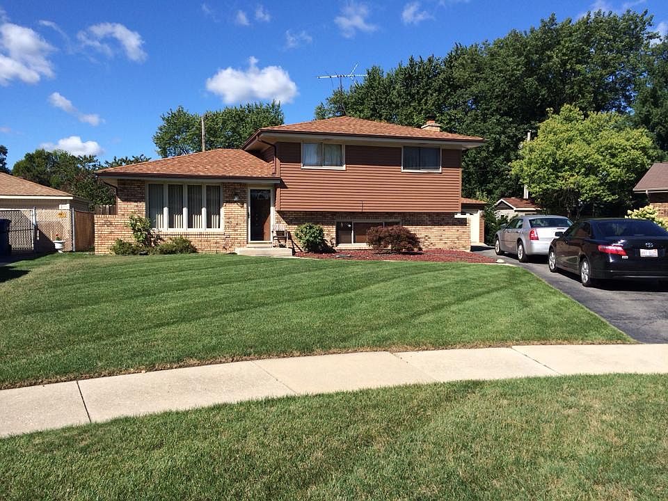 1st image of 13448 Loomis Ct