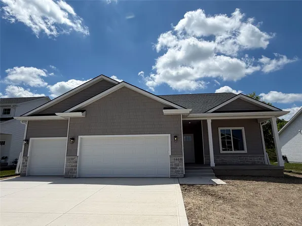 580 NW Georgetown Dr, Waukee, IA 50263