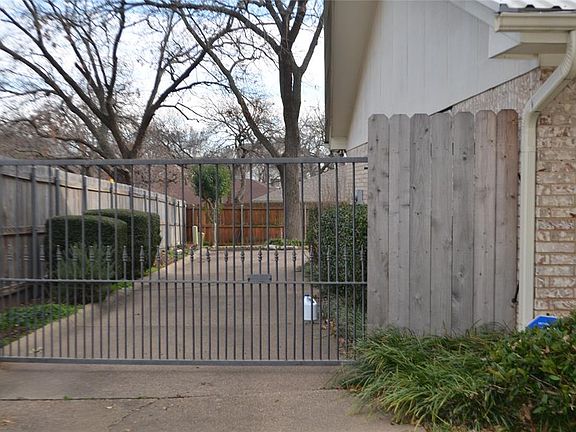 5th image of 1610 Royal Mile Dr