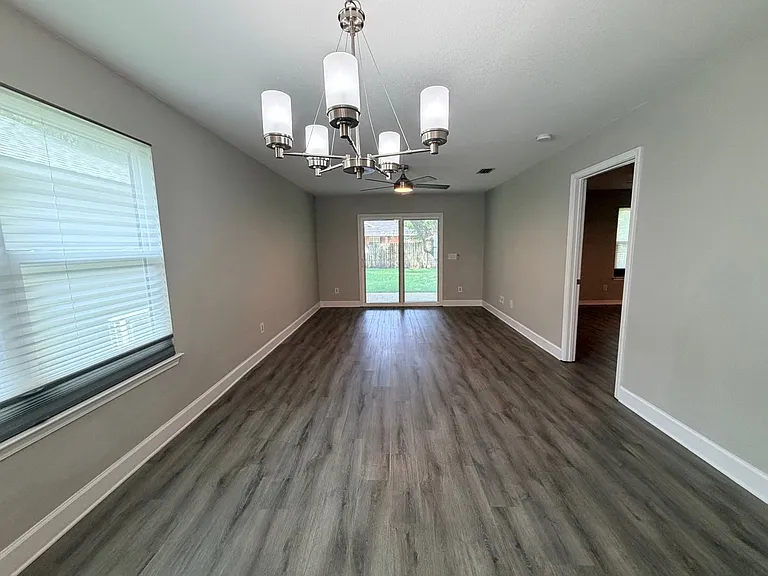 7738 Lola Cir — Photo 10
