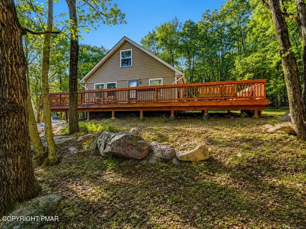 41 Arciel Dr, Albrightsville, PA 18210