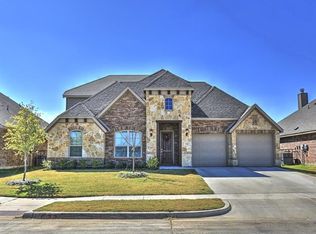 213 Hawks Ridge Trl, Burleson, TX 76028