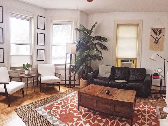 5th image of 79 Hampshire St #1