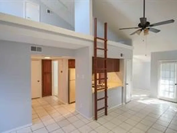 7525 Holly Hill Dr APT 24, Dallas, TX 75231