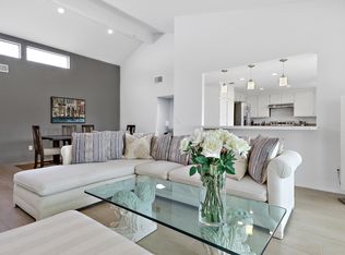 22 Tortosa Dr, Rancho Mirage, CA 92270