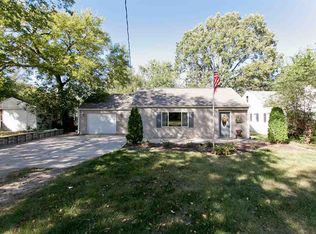 1254 33rd St NE, Cedar Rapids, IA 52402