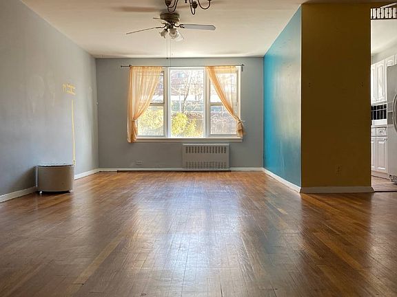 4th image of 300 N Broadway Floor 3 3a