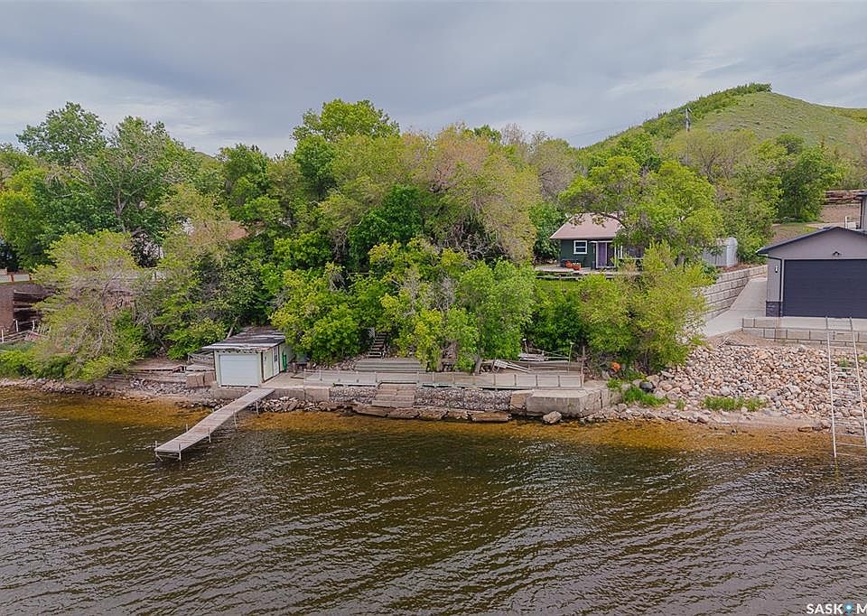 1st image of 512 Fort San ROAD