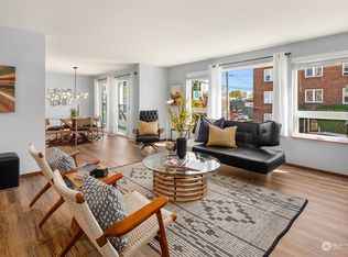 4456 44th Ave SW APT 2, Seattle, WA 98116