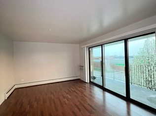 11519 S Kedzie Ave APT 59, Merrionette Park, IL 60803