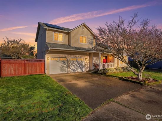 1409 9th Avenue Ct SE, Puyallup, WA 98372